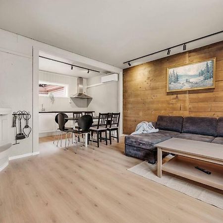 Dinbnb Homes I 4-Bedroom Historical House In Romantic Surroundings ベルゲン エクステリア 写真