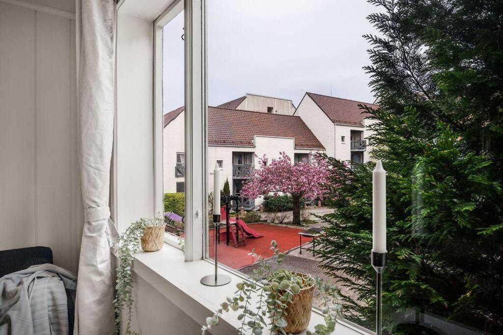 Dinbnb Homes I 4-Bedroom Historical House In Romantic Surroundings ベルゲン エクステリア 写真