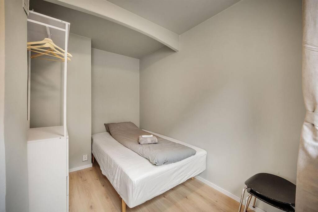 Dinbnb Homes I 4-Bedroom Historical House In Romantic Surroundings ベルゲン エクステリア 写真